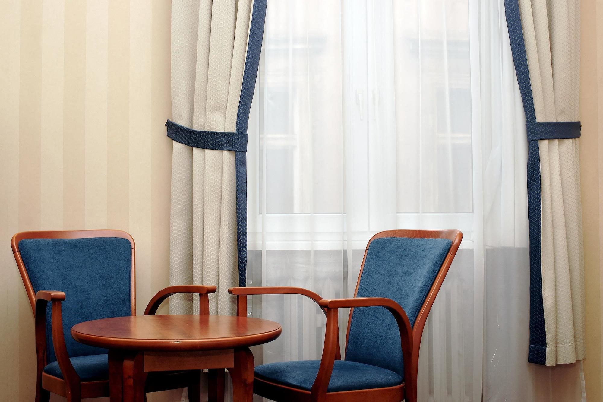Hotel Focus Premium Pod Orlem 4*