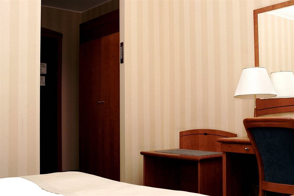Hotel Focus Premium Pod Orlem 4*